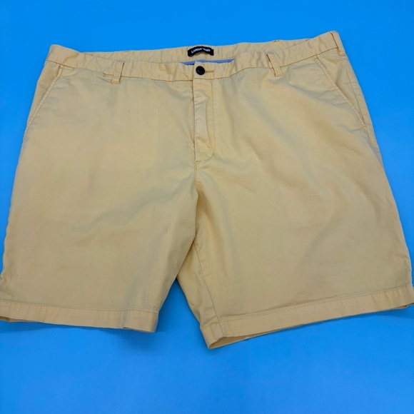 Land’s End Men’s Shorts Traditional Fit Flat Front Yellow Size 46 - Picture 1 of 6